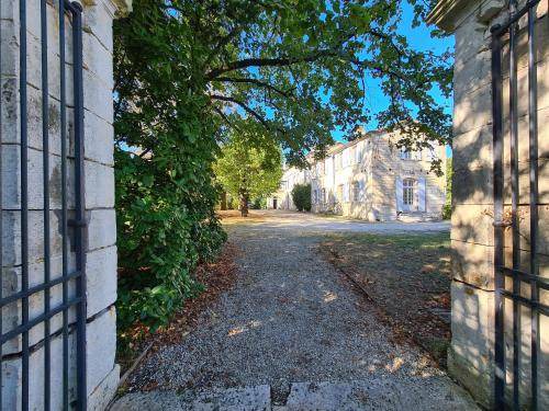 Photo of Others in Magnac-sur-Touvre