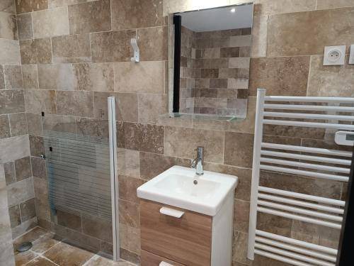 Photo of Bathroom in Saint-Pardon-de-Conques