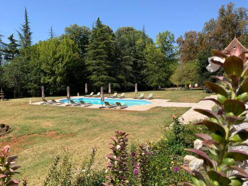 Photo of Others in Castels et Bezenac
