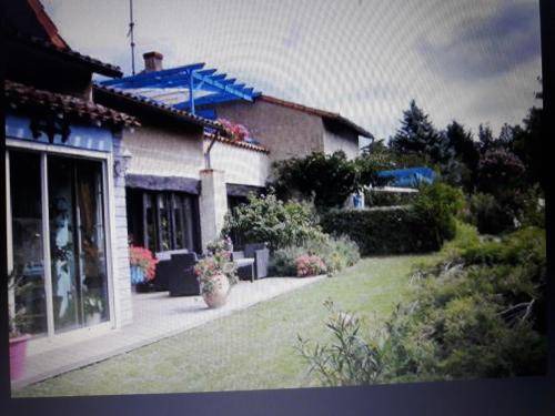 Photo of Others in Bonneuil-Matours