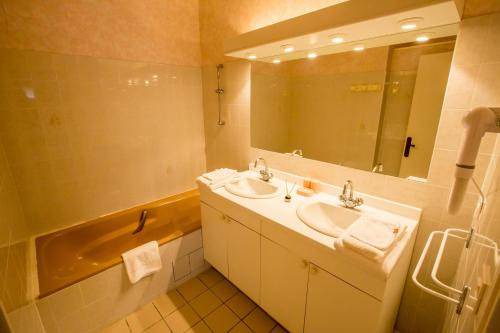 Photo of Bathroom in Marquay