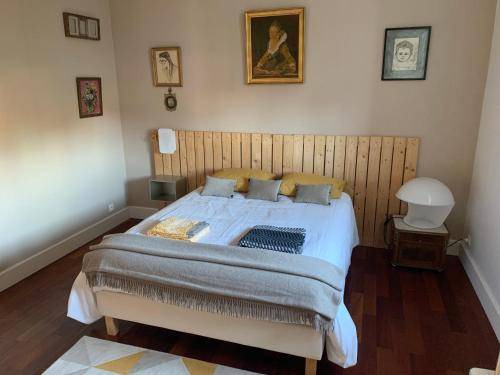 Photo of Bedroom in Ambares-et-Lagrave