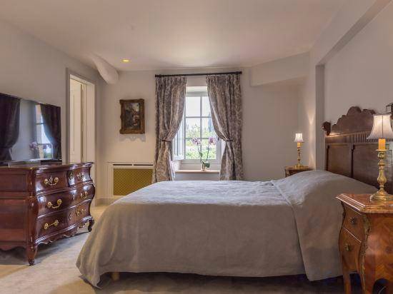 Photo of Bedroom in Tabanac