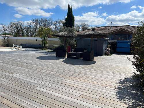 Photo of Others in Margaux-Cantenac