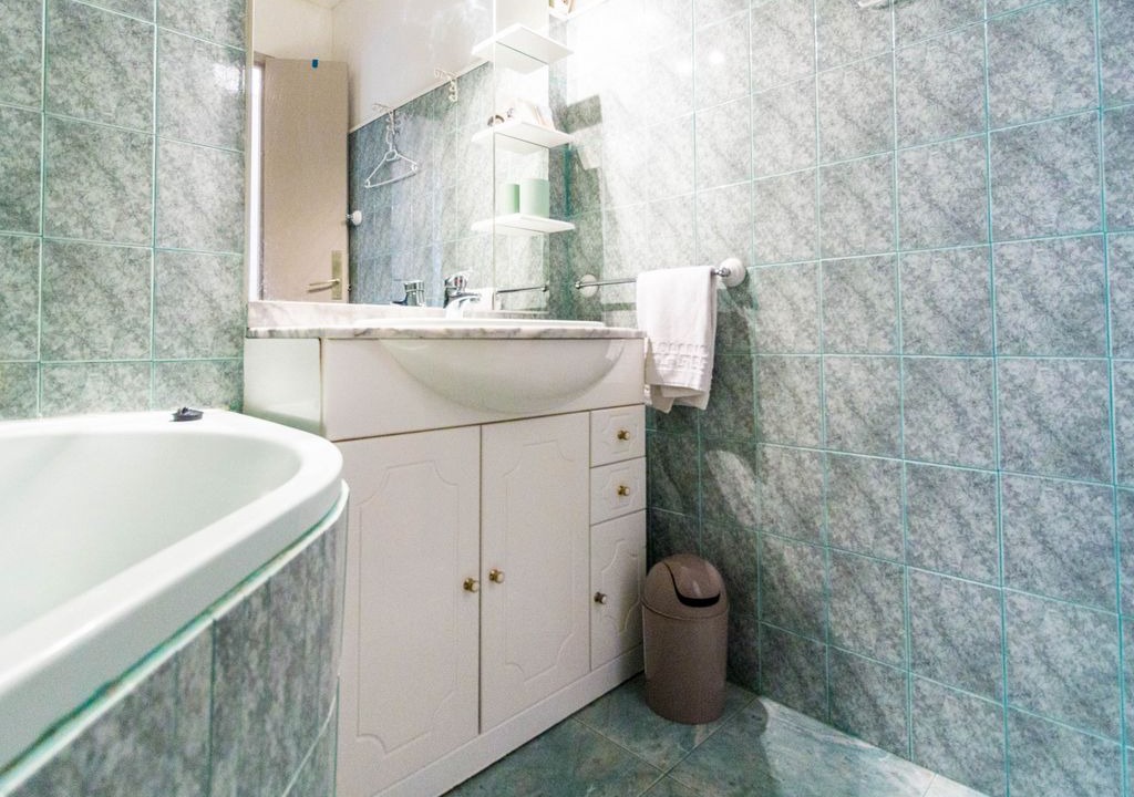Photo of Bathroom in Le Pharo