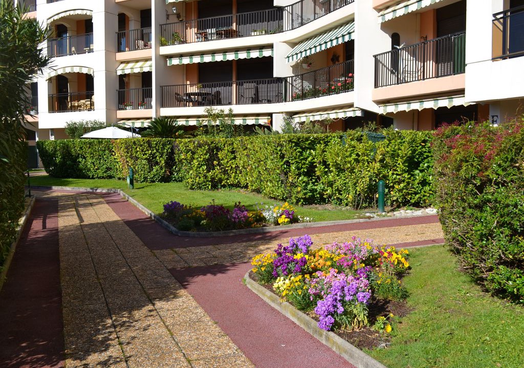 Photo of Buildings in La Napoule