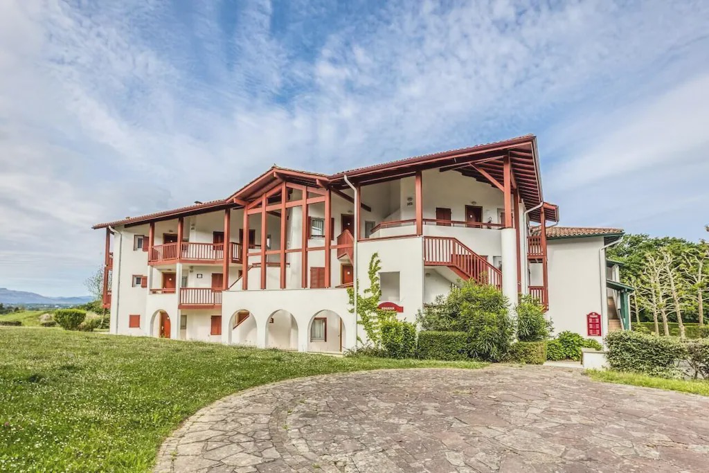 Photo of Buildings in Arcangues