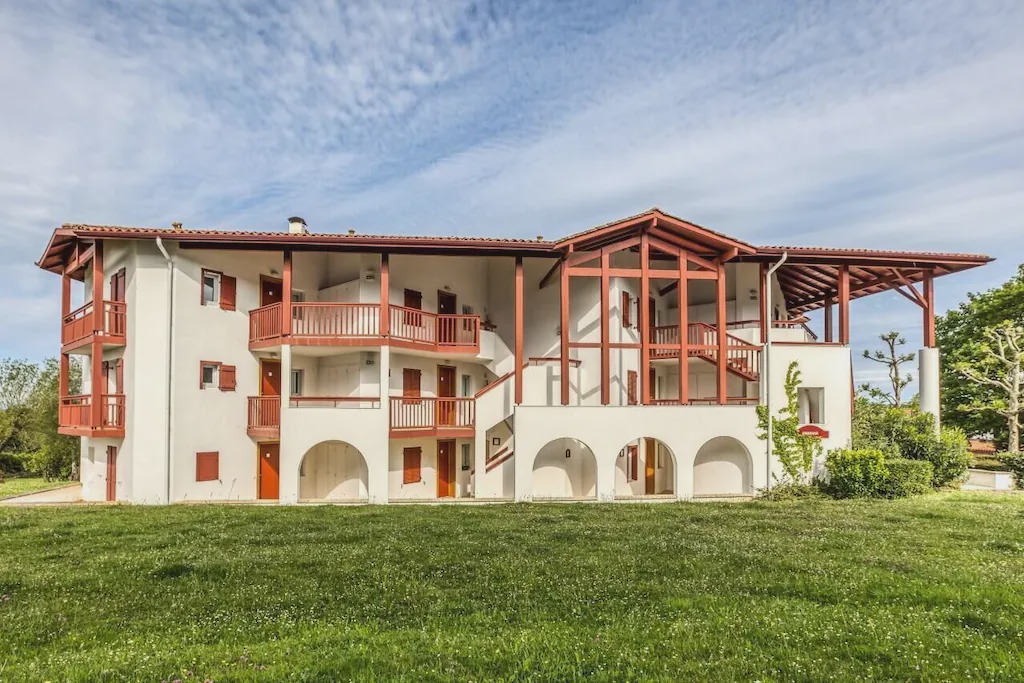 Photo of Buildings in Arcangues