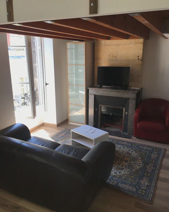 Photo of Livingroom in Hotel de Ville - Quinconces