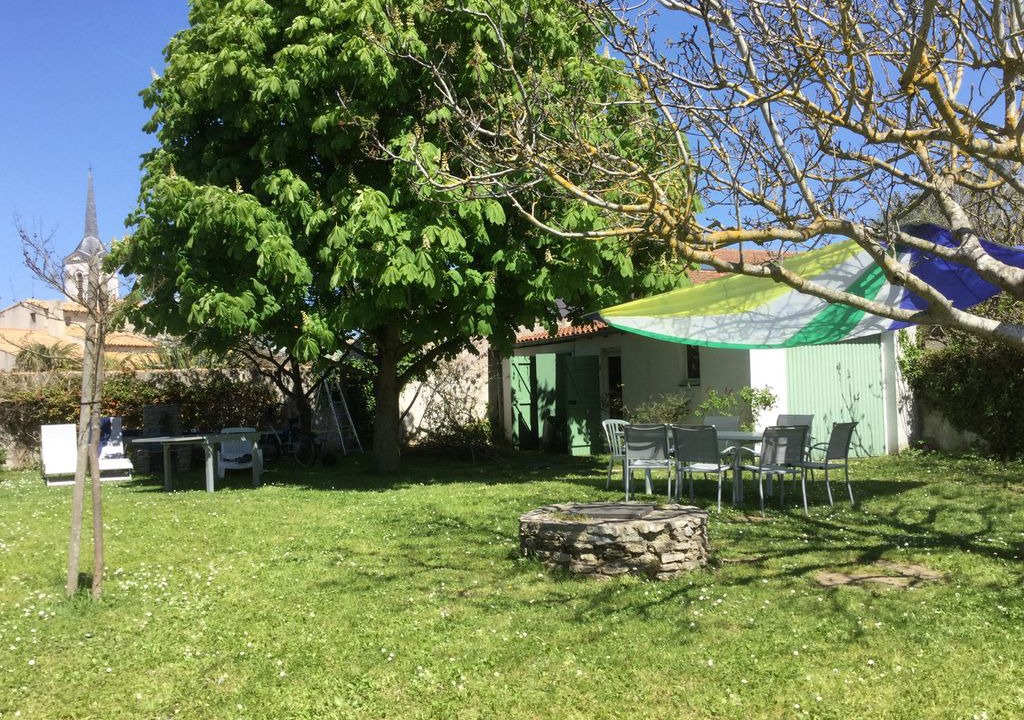 Photo of Buildings in Saint-Clement-des-Baleines