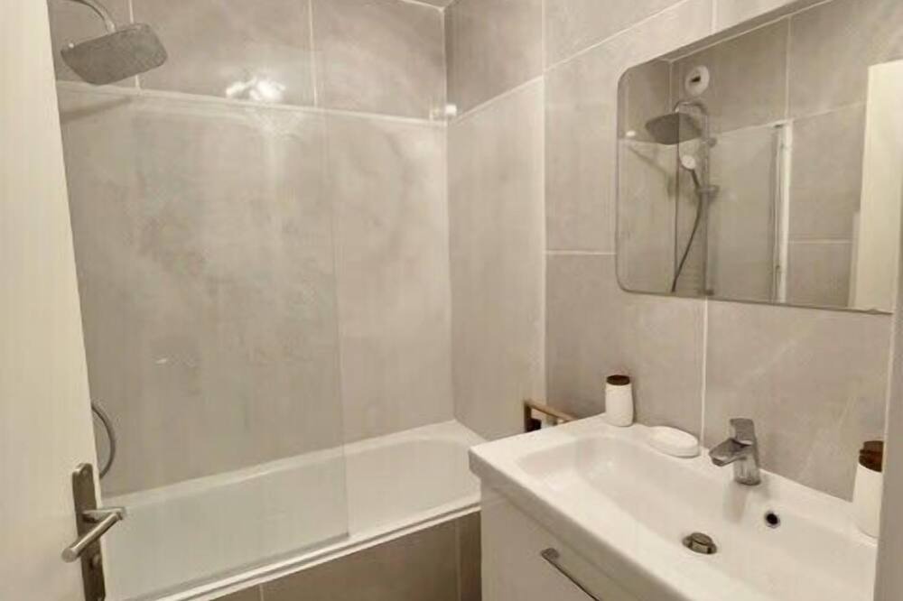 Photo of Bathroom in Perigny