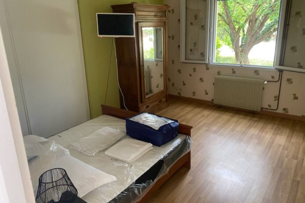 Photo of Bedroom in Surgeres