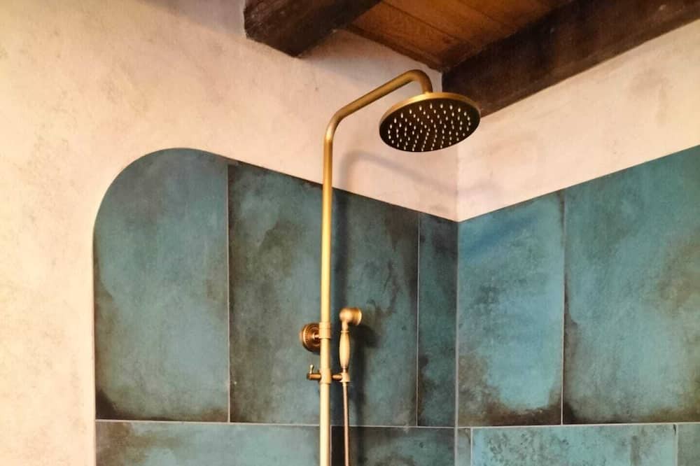 Photo of Bathroom in Angles-sur-lAnglin