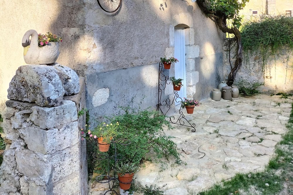 Photo of Outdoor in Angles-sur-lAnglin