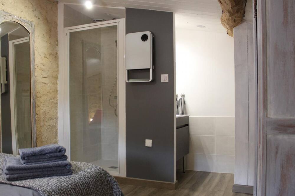 Photo of Bedroom in Brossac