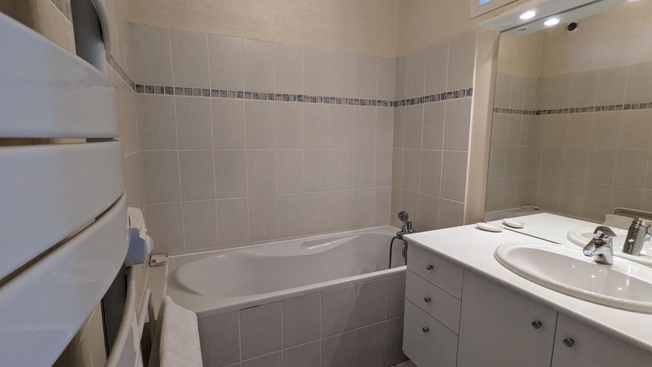 Photo of Bathroom in Baignes-Sainte-Radegonde
