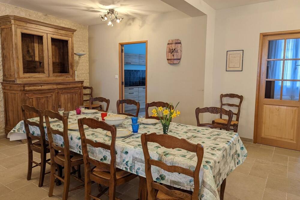 Photo of Kitchen in Montmoreau-Saint-Cybard