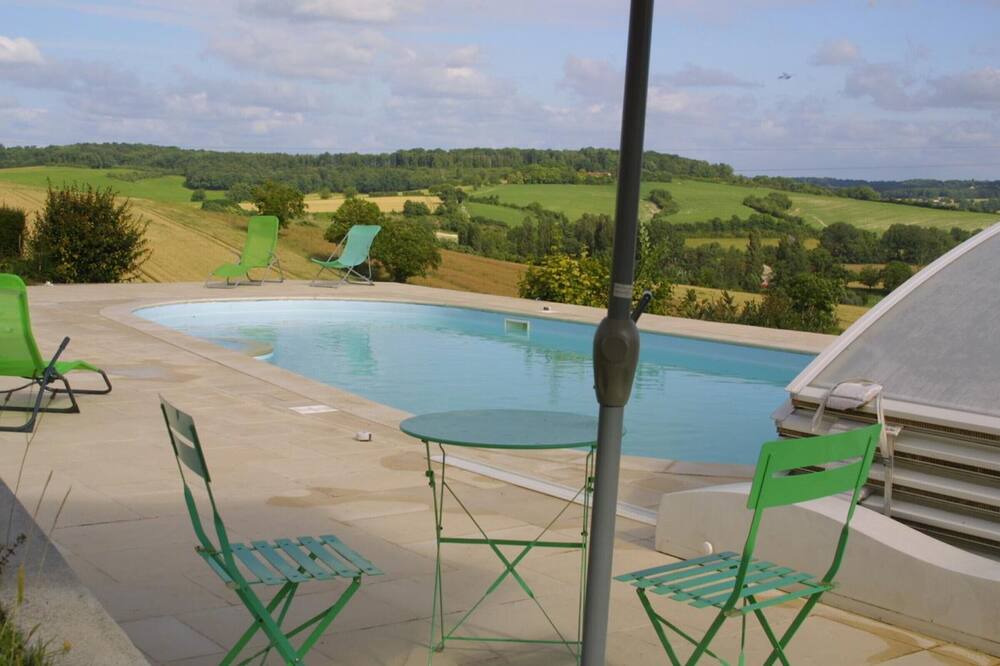 Photo of Outdoor in Montmoreau-Saint-Cybard