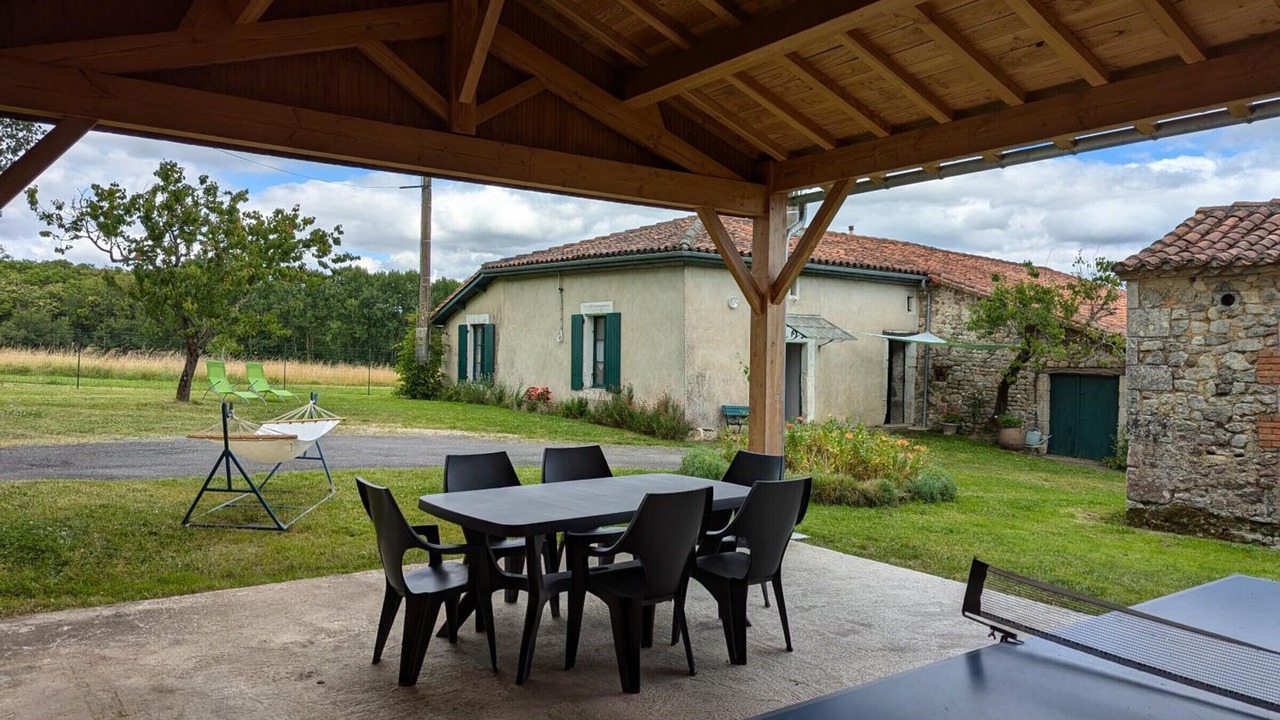 Photo of Outdoor in Montmoreau-Saint-Cybard