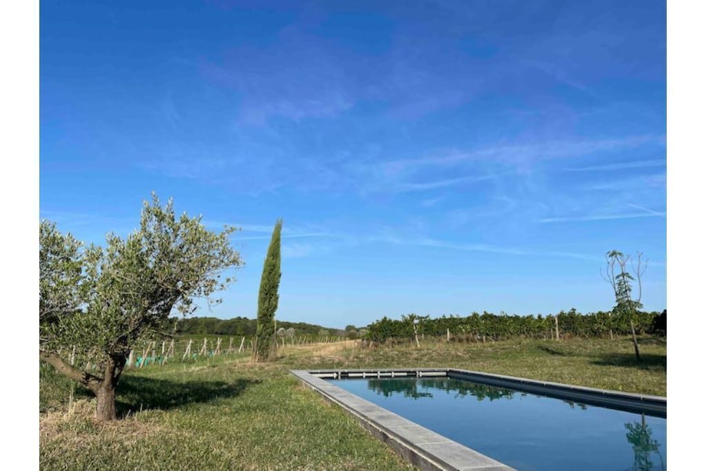Photo of Outdoor in Singleyrac