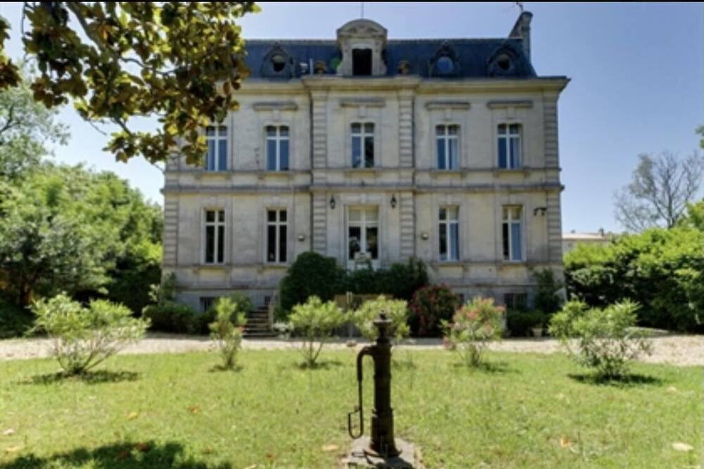 Photo of Others in Saint-Medard-de-Guizieres