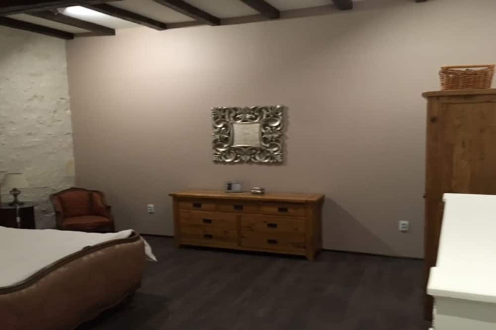 Photo of Bedroom in Ecurat