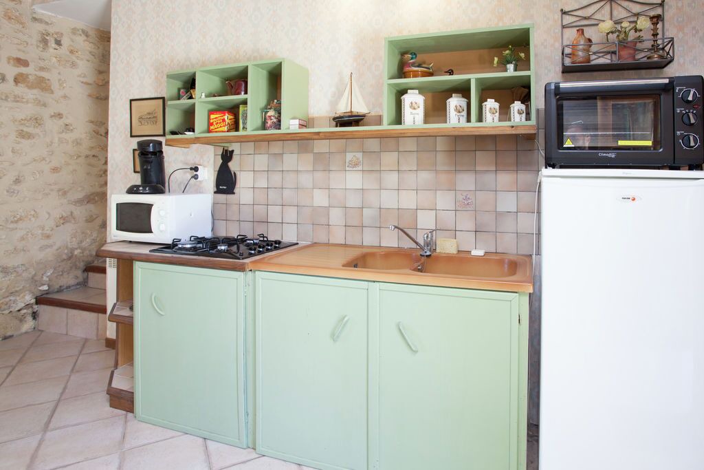 Photo of Kitchen in Saint-Leon-sur-Vezere