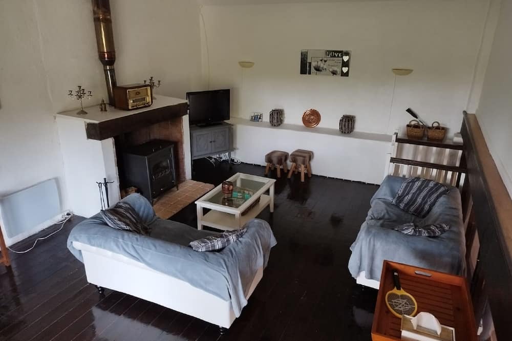 Photo of Livingroom in Saint-Pierre-de-Frugie