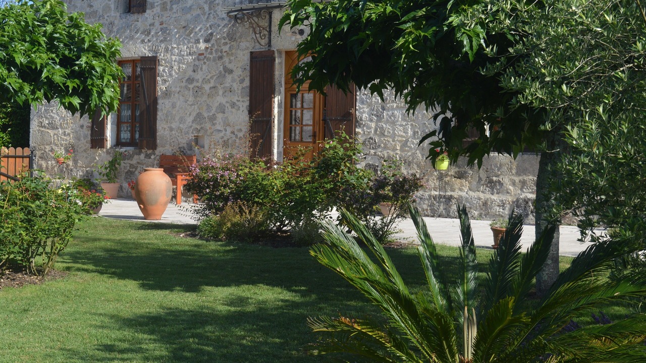 Photo of Outdoor in Bazens