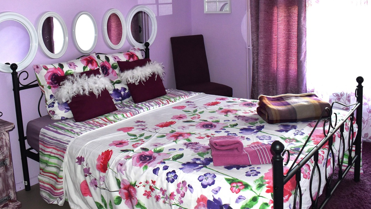 Photo of Bedroom in Benevent L Abbaye