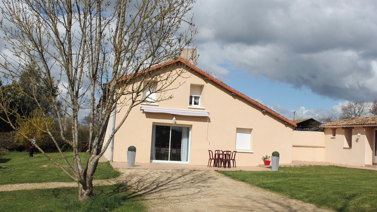 Photo of Outdoor in Vasles
