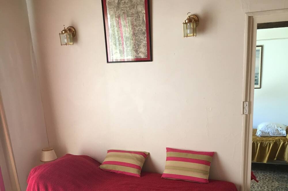 Photo of Bedroom in Paizay-Naudouin-Embourie