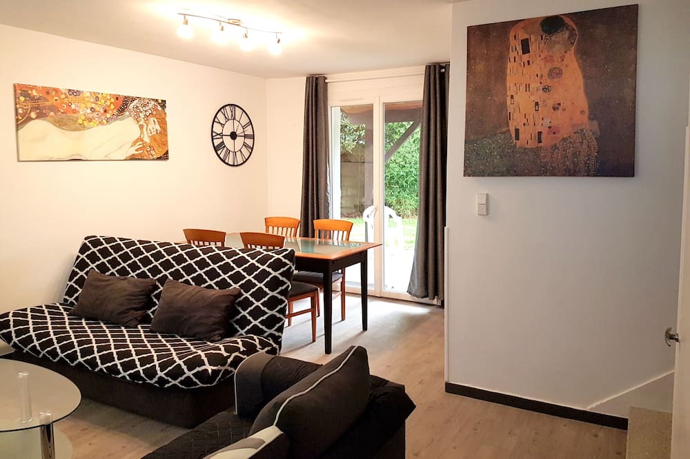 Photo of Livingroom in Bacalan