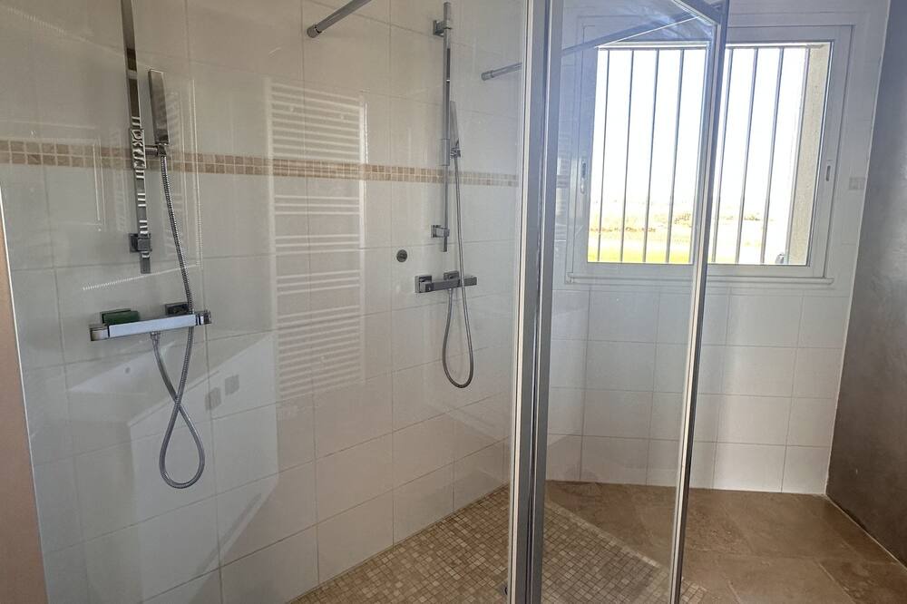 Photo of Bathroom in Gontaud
