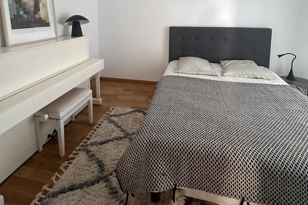 Photo of Bedroom in Gontaud