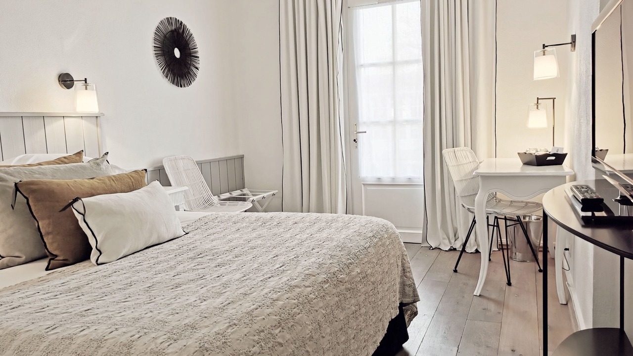 Photo of Bedroom in Saint-Martin-de-Re