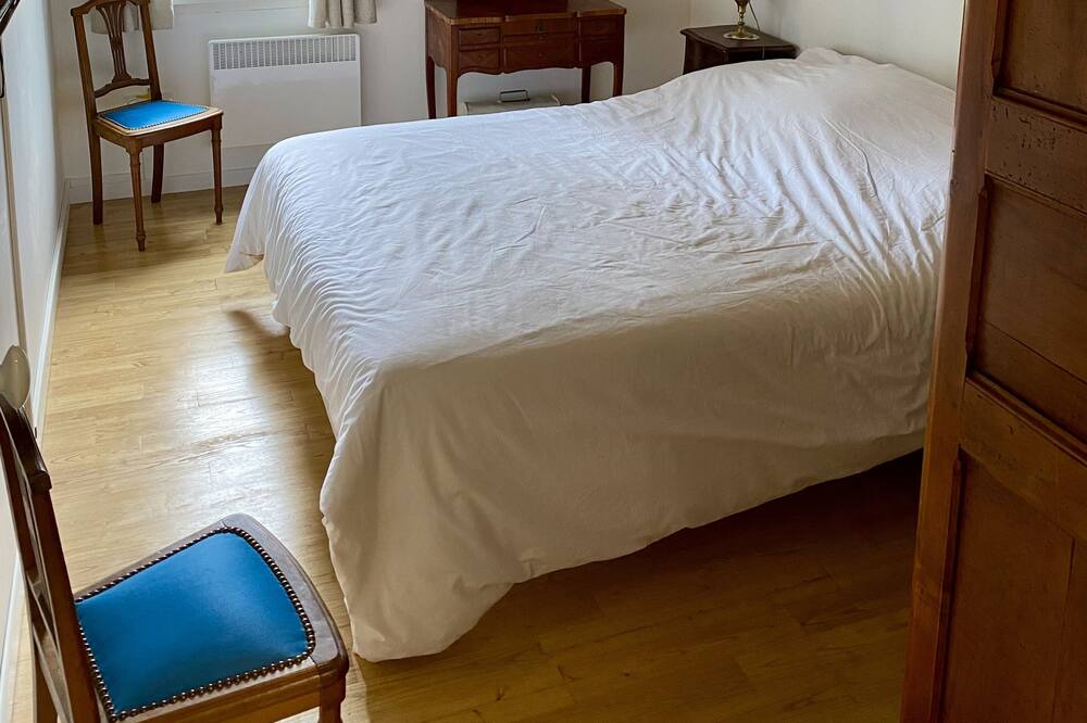 Photo of Bedroom in Lencouacq