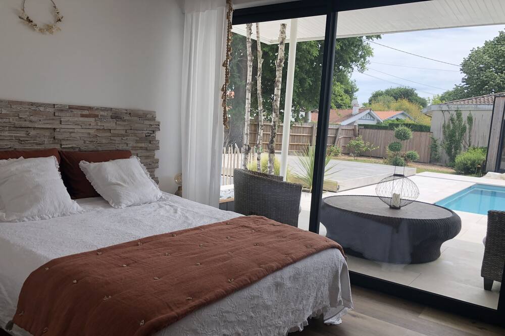 Photo of Bedroom in Ares