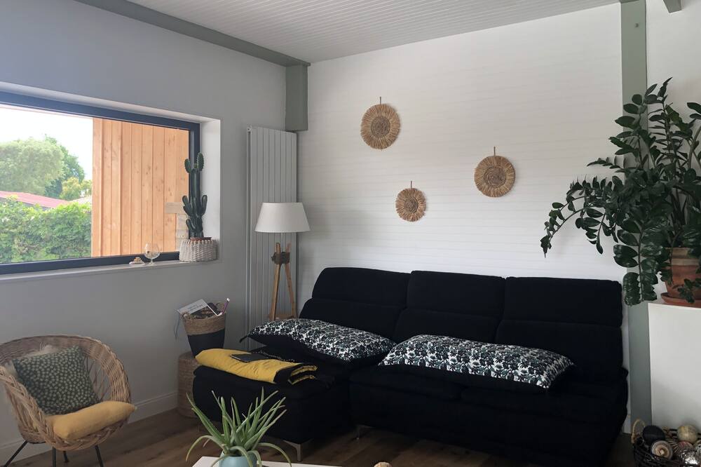 Photo of Livingroom in Ares