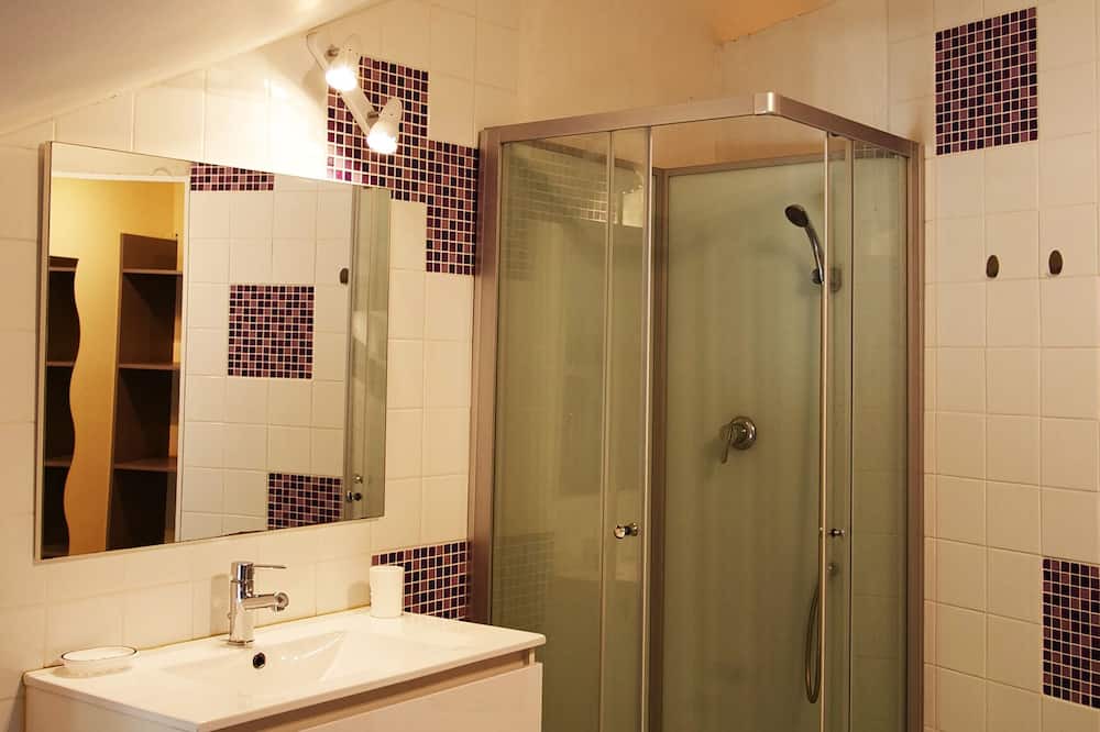Photo of Bathroom in Valdivienne