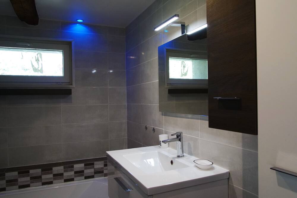 Photo of Bathroom in Valdivienne