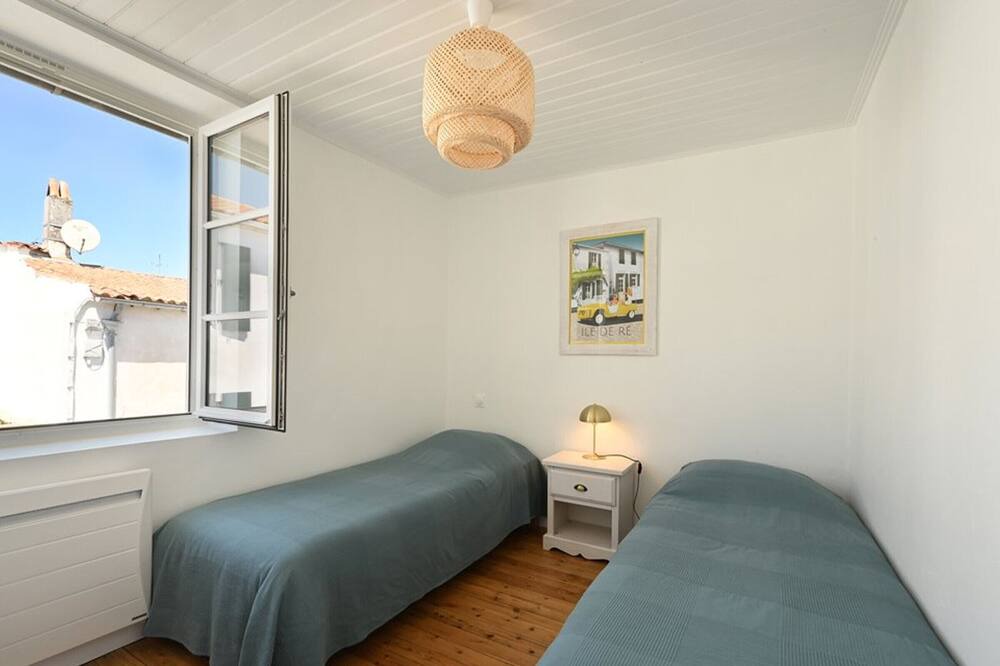 Photo of Bedroom in Les Portes-en-Re