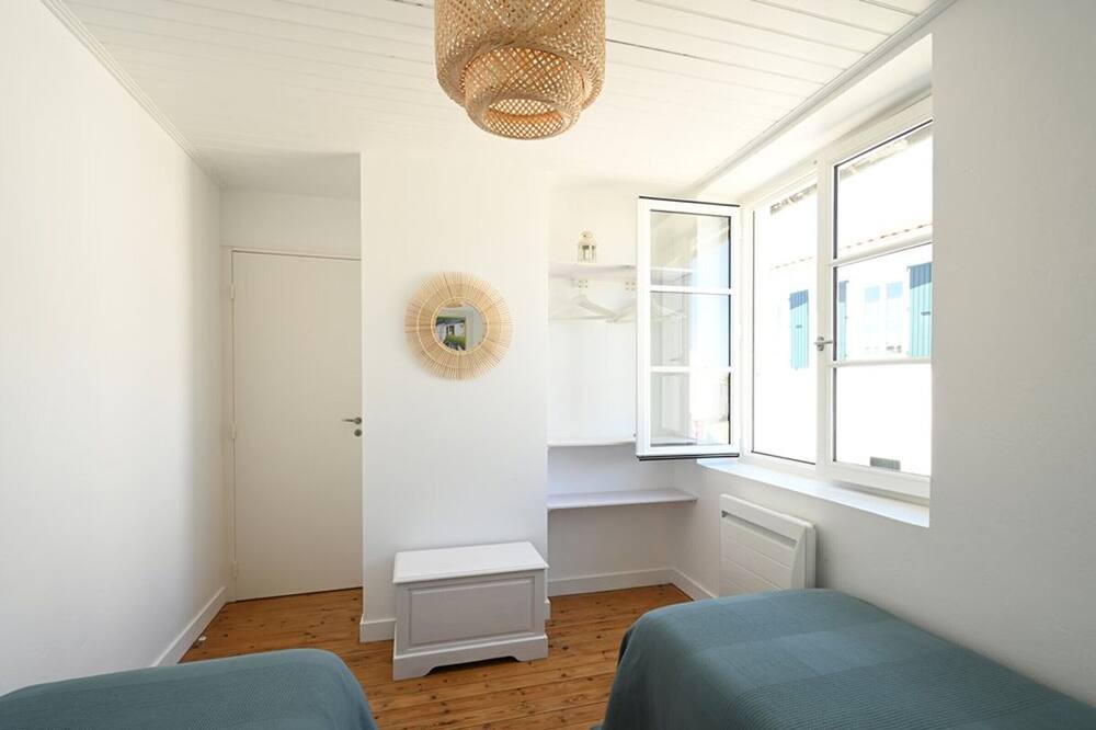 Photo of Bedroom in Les Portes-en-Re