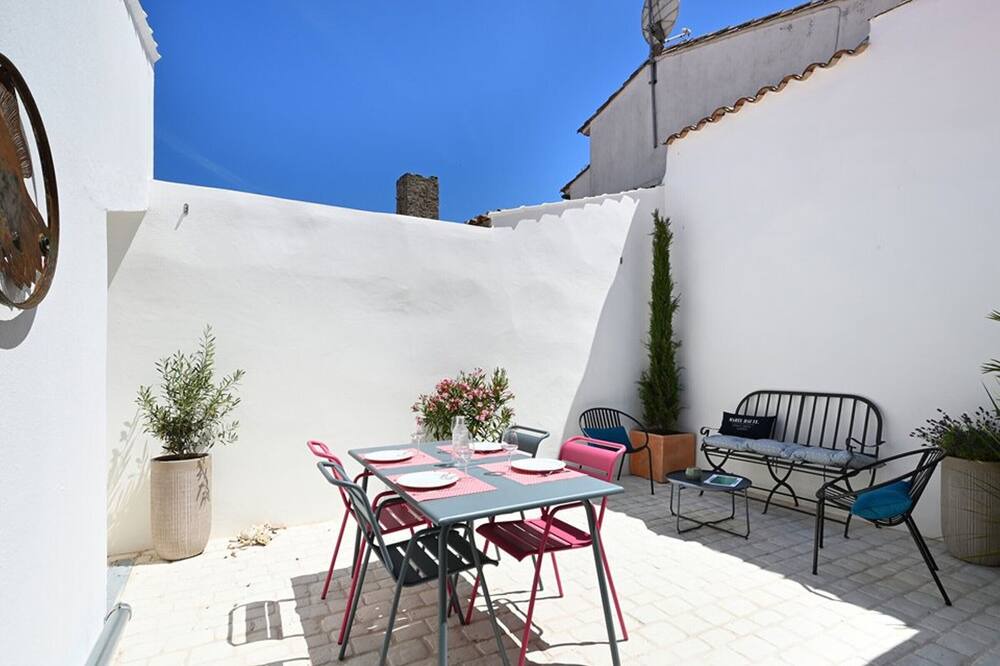 Photo of Outdoor in Les Portes-en-Re