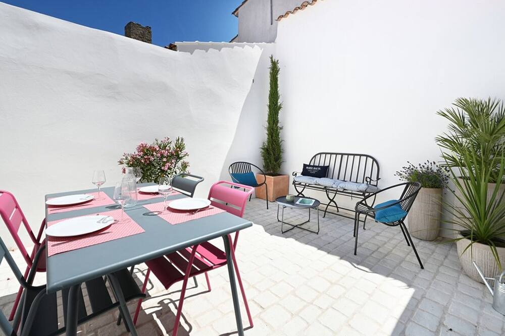 Photo of Outdoor in Les Portes-en-Re