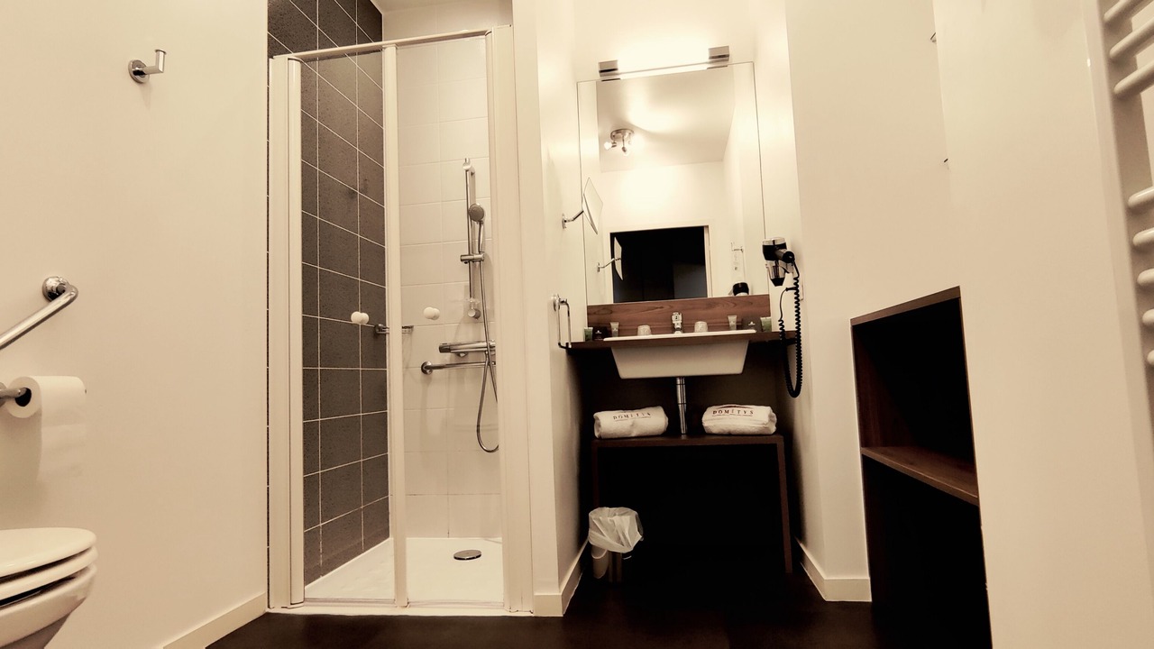 Photo of Bathroom in Parthenay