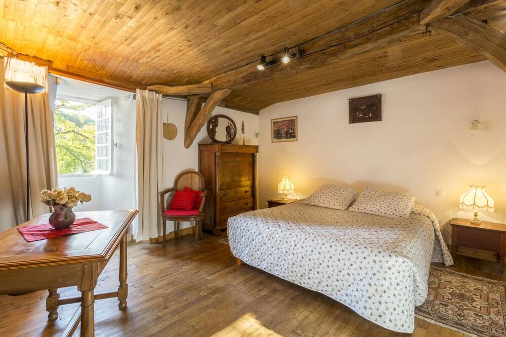 Photo of Bedroom in Liorac-sur-Louyre