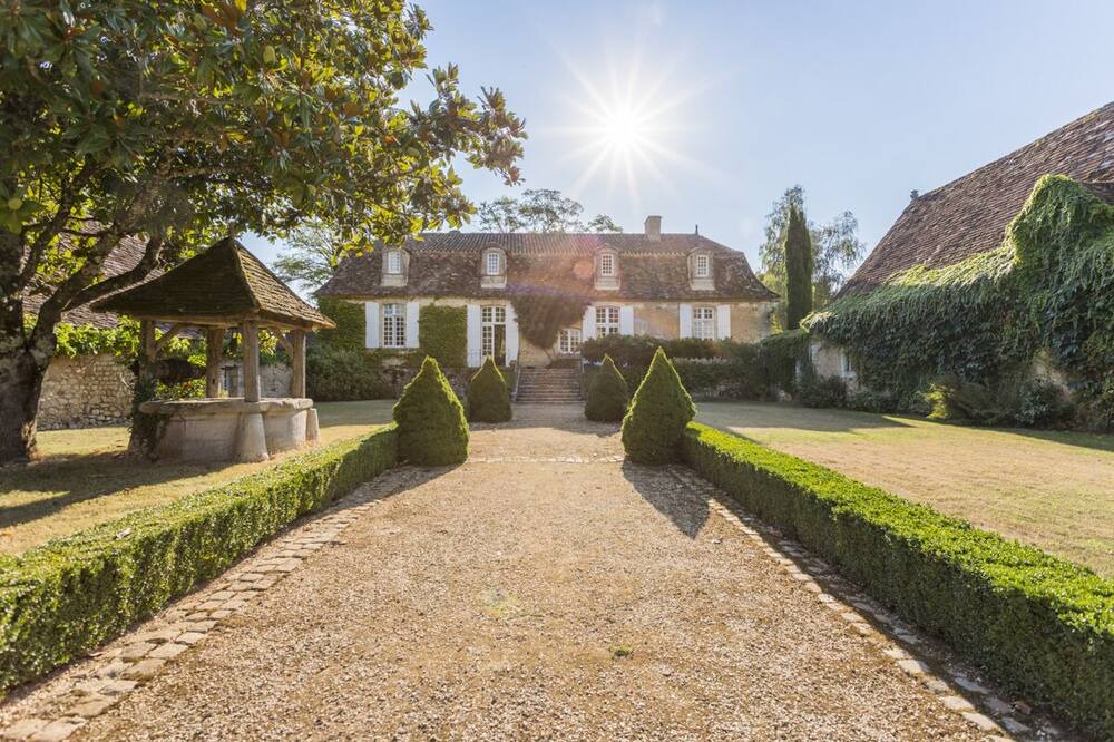 Photo of Outdoor in Liorac-sur-Louyre
