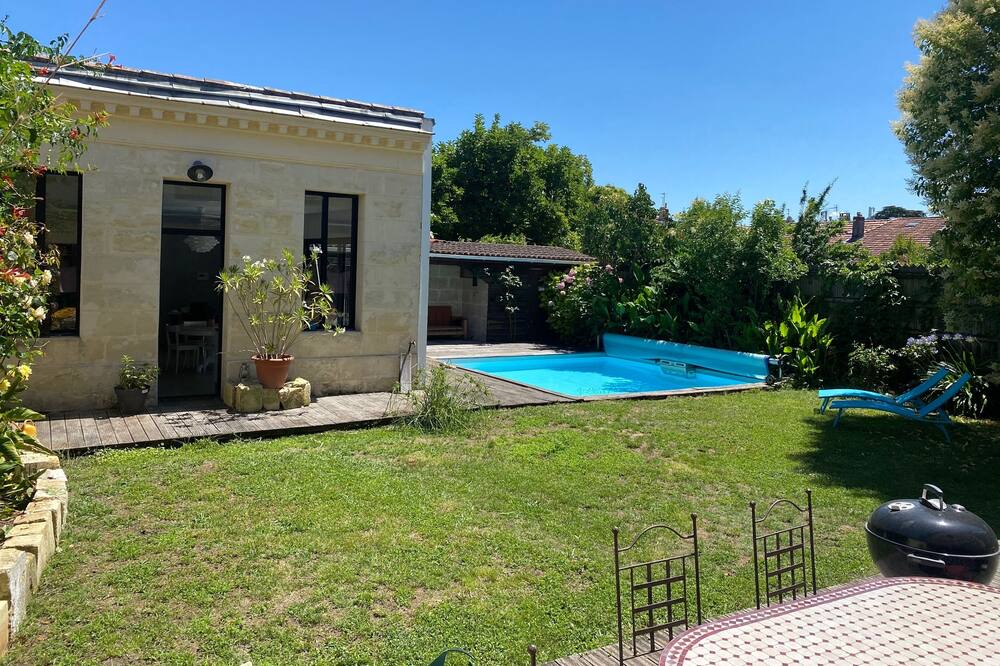 Photo of Outdoor in Victor Hugo - Saint-Augustin