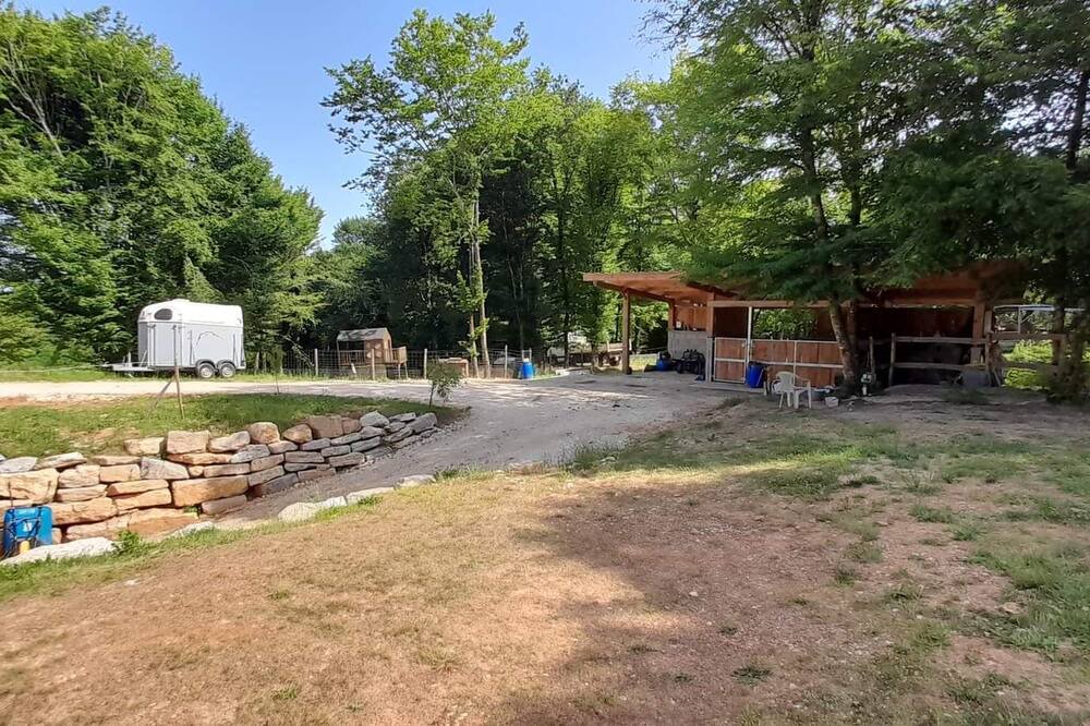 Photo of Outdoor in La Chapelle-Gonaguet